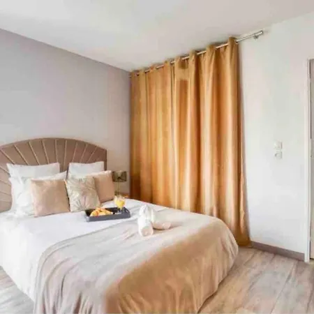 Le Disneyland - Parking Gratuit *